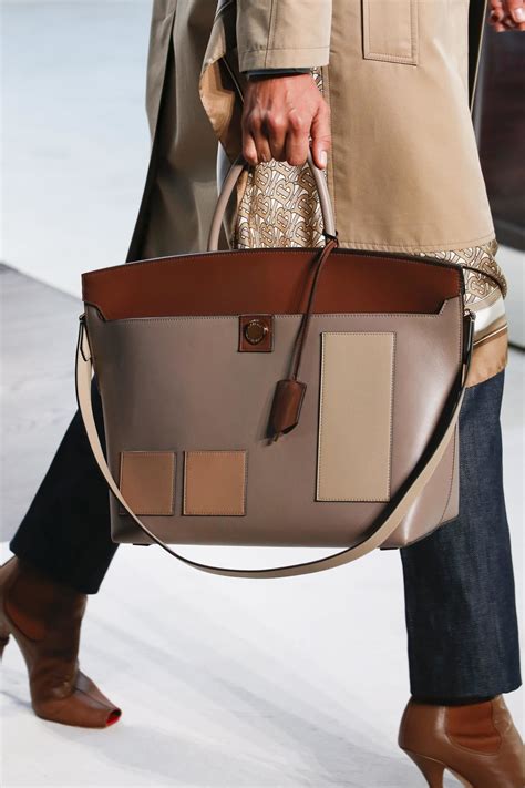 borse burberry shopping bag|burberry handbags latest collection.